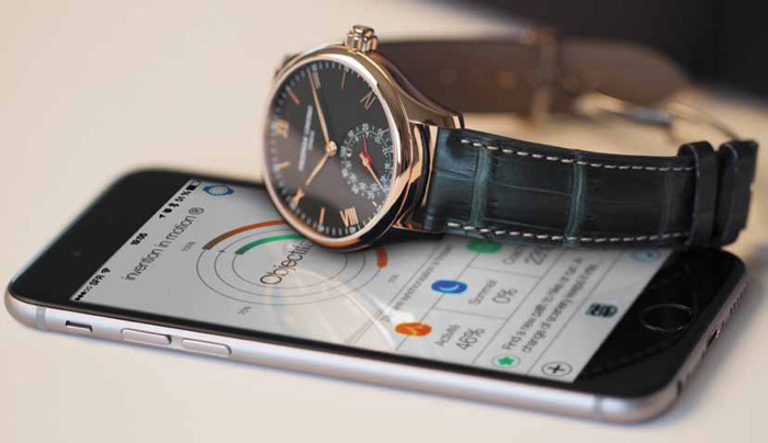 Frederique Constant Horological Smartwatch в корпусе из розового золота