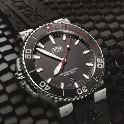 watch_novyie_chasyi_Oris_Aquis_Red_Limited_Edition_1.jpg